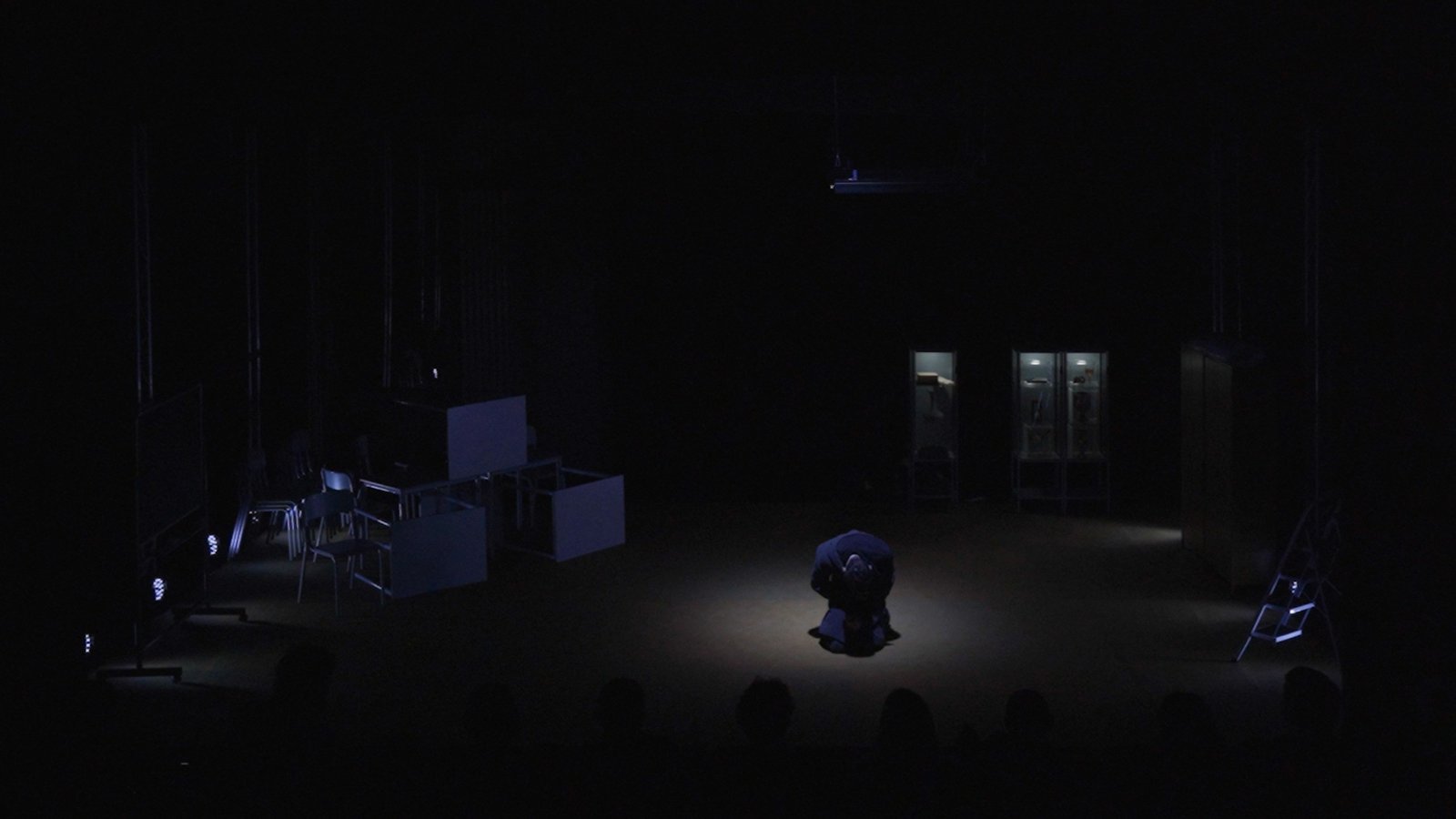 Full Performance.00_47_13_08.Still025